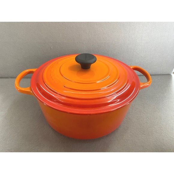 Le Creuset Other - Le Creuset Flame Orange Round Dutch Oven 7.25 Qt Enameled Cast Iron 28 France